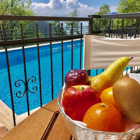 Appartement Residenza Ai Ronchi 3 4 7 8 à Maccagno Extérieur photo