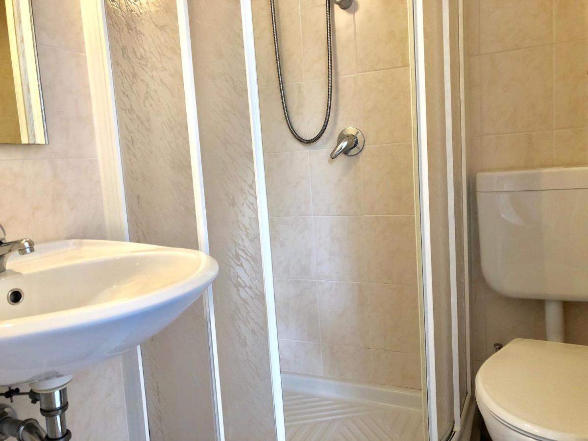Appartement Residenza Ai Ronchi 3 4 7 8 à Maccagno Extérieur photo